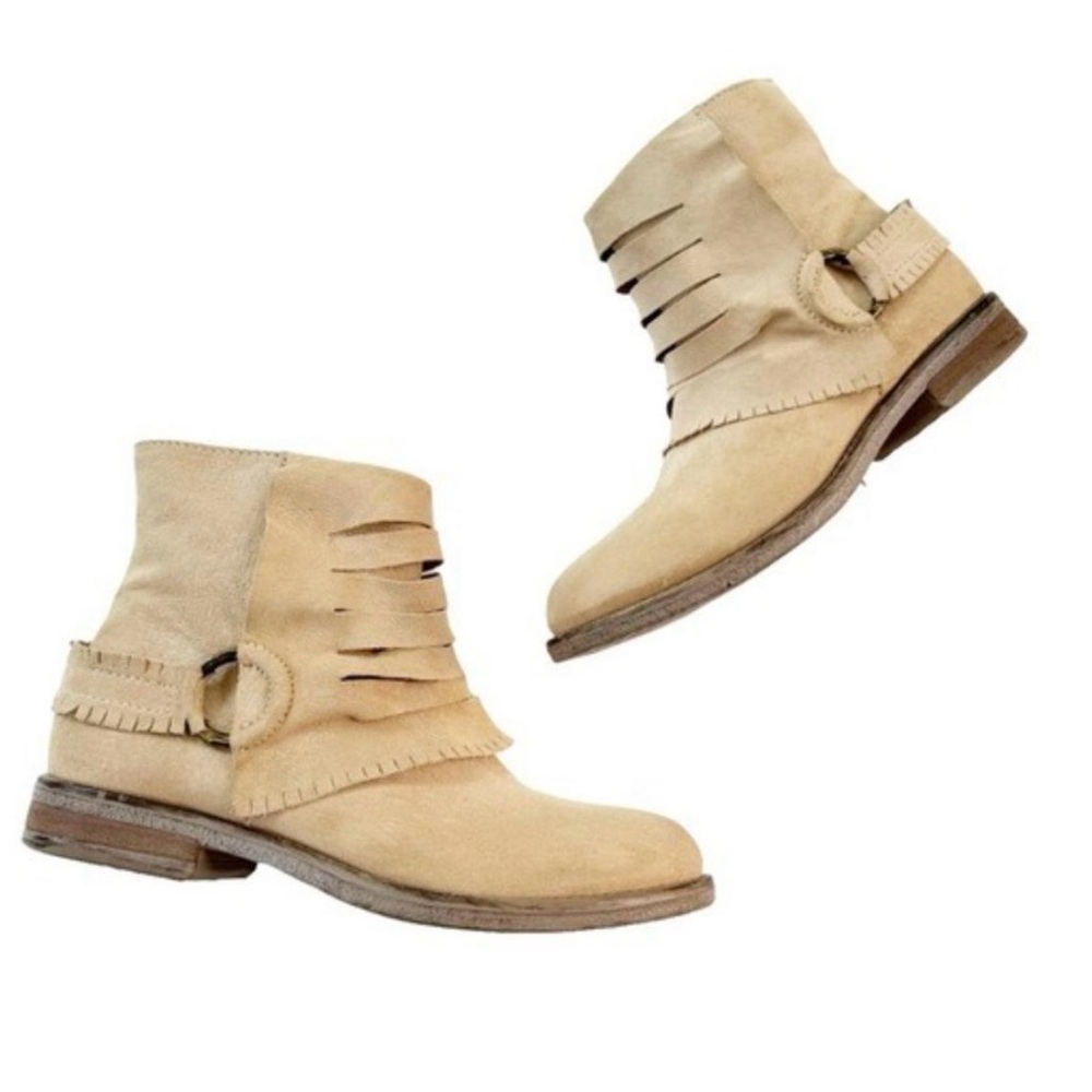 Sundance Made in Italy Tan Ankle Boots w/Fringe Strap Detail